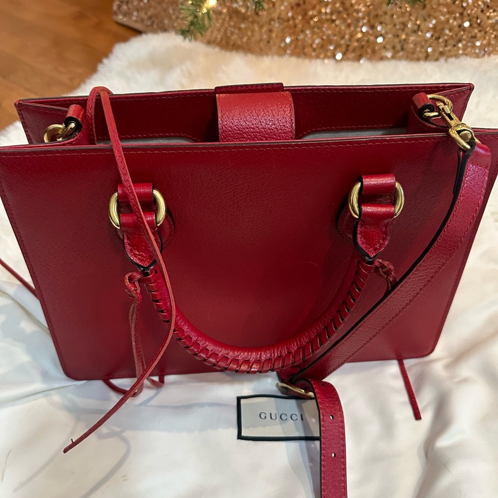 Authentic Gucci Red Leather Sylvie Satchel Purse - PreOwned